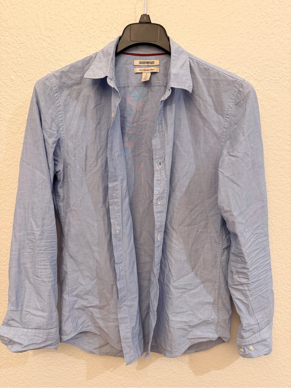 Goodthreads Men's Pale Blue Casual Button-Down Shirt